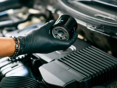 The Irreplaceable Role of the Oil Filter in Your Vehicle